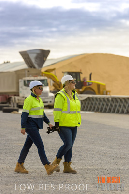 April 2019 / BUNKER_190401_220