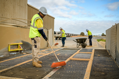 April 2019 / SWEEPING_190401_142