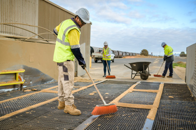 April 2019 / SWEEPING_190401_146