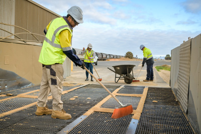 April 2019 / SWEEPING_190401_147