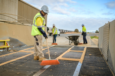 April 2019 / SWEEPING_190401_150