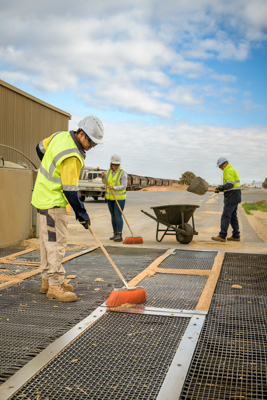 April 2019 / SWEEPING_190401_155