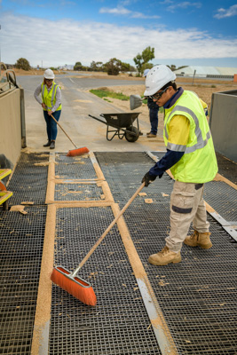 April 2019 / SWEEPING_190401_156