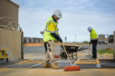 April 2019 / SWEEPING_190401_173