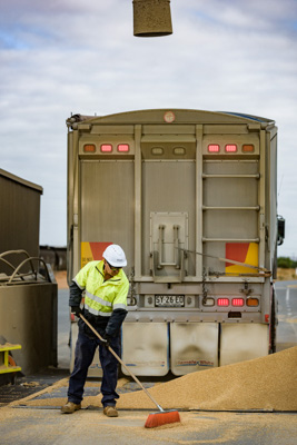 April 2019 / SWEEPING_190401_186