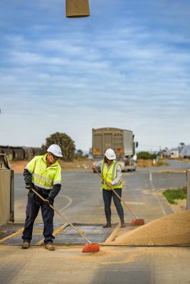 April 2019 / SWEEPING_190401_193