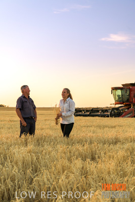 December 2019 / BARLEY_HARVEST_GERANIUM_191210_256