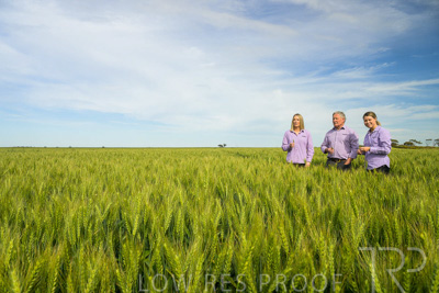 October 2022 / KANGAROO-FLAT-0666