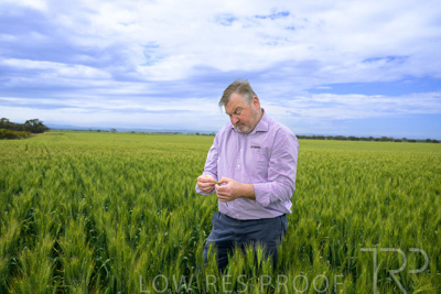 October 2022 / KANGAROO-FLAT-0934