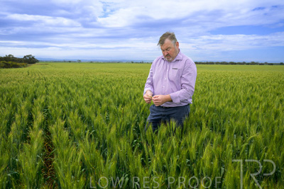 October 2022 / KANGAROO-FLAT-0941