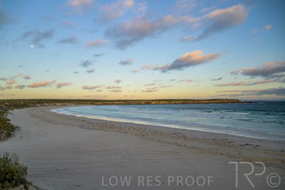 January 2023 / BEACH-SCENES_230104_018_WebRes