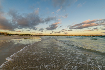 January 2023 / BEACH-SCENES_230104_041_WebRes