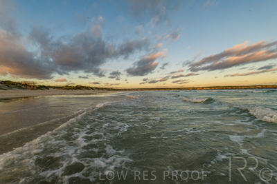 January 2023 / BEACH-SCENES_230104_053_WebRes