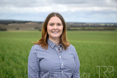 September 2024 / Staff(SA)-Headshots_240925-_Z9C9755