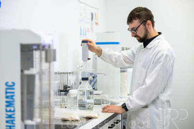 February 2025 / LAB-Falling-Numbers_250203-_Z9C0634