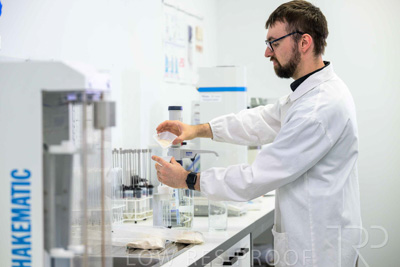 February 2025 / LAB-Falling-Numbers_250203-_Z9C0655