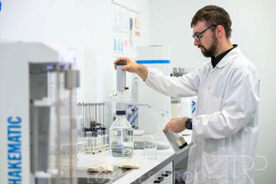 February 2025 / LAB-Falling-Numbers_250203-_Z9C0682