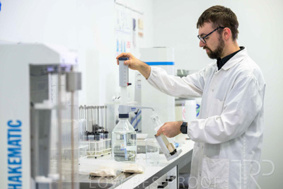 February 2025 / LAB-Falling-Numbers_250203-_Z9C0692