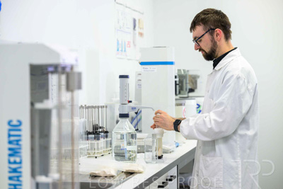 February 2025 / LAB-Falling-Numbers_250203-_Z9C0704