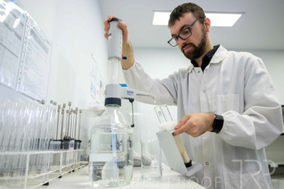 February 2025 / LAB-Falling-Numbers_250203-_Z9C0767