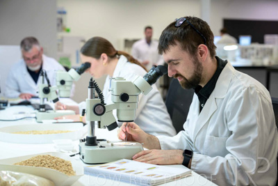 February 2025 / LAB-MICROSCOPE_250203-_Z9C1575