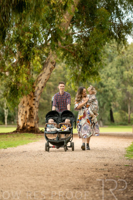 April 2023 / CAN-DO-230419-Family-Park_108