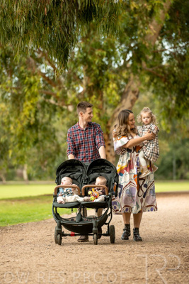 April 2023 / CAN-DO-230419-Family-Park_117