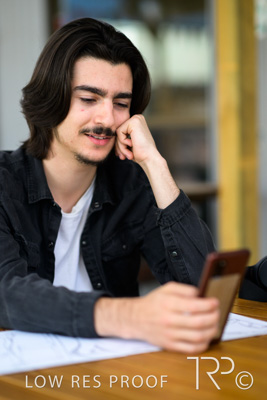 April 2022 / CARERS-SA-YOUNG-CARERS_220429_075