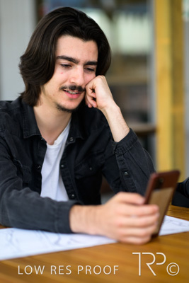 April 2022 / CARERS-SA-YOUNG-CARERS_220429_076