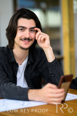 April 2022 / CARERS-SA-YOUNG-CARERS_220429_077