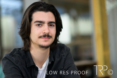 April 2022 / CARERS-SA-YOUNG-CARERS_220429_080