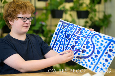 April 2022 / CARERS-SA-YOUNG-CARERS_220429_116