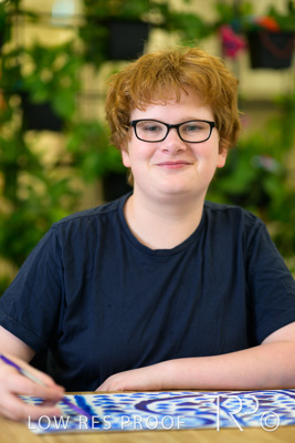 April 2022 / CARERS-SA-YOUNG-CARERS_220429_123