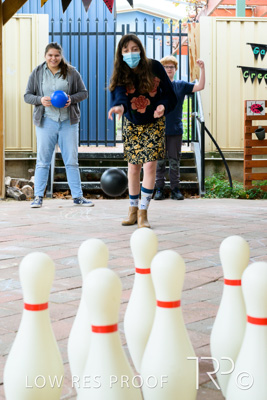 April 2022 / CARERS-SA-YOUNG-CARERS_220429_192