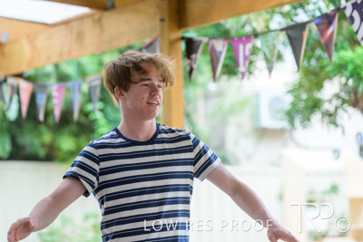 April 2022 / CARERS-SA-YOUNG-CARERS_220429_236