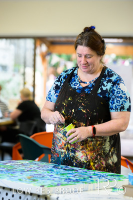 April 2022 / CARERS-SA-YOUNG-CARERS_220429_257