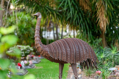 September 2023 / Emu-Statue_230928_85E2453