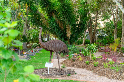 September 2023 / Emu-Statue_230928_Z9C3255