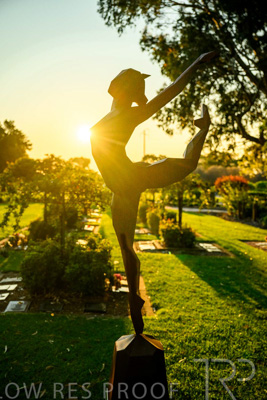 September 2023 / Endless-Dance-Statue_230928_Z9C3048