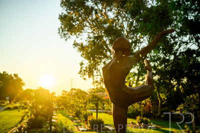 September 2023 / Endless-Dance-Statue_230928_Z9C3084