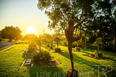 September 2023 / Endless-Dance-Statue_230928_Z9C3087