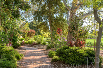 September 2023 / Generic-Gardens-Statues_230929_85E2492