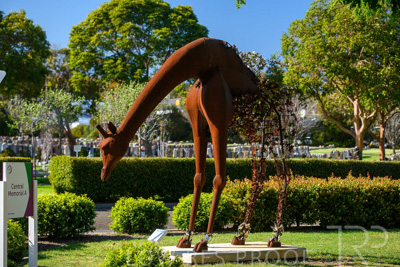 October 2023 / Giraffe-Statue_231011_85E2775