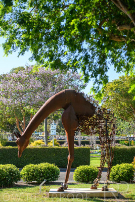 October 2023 / Giraffe-Statue_231011_85E2790