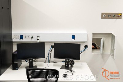 November 2018 / CHEESMAN_MOB_AISH_024_181115