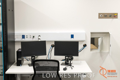 November 2018 / CHEESMAN_MOB_AISH_029_181115