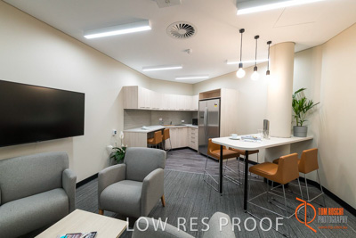 November 2018 / CHEESMAN_MOB_AISH_082_181115