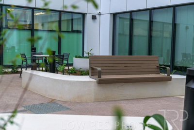 May 2024 / TQEH_Ground_floor_staff_only_green_space_240514_036