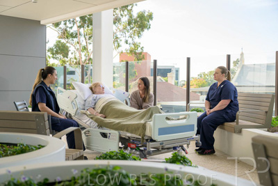 May 2024 / TQEH_Level_1_ICU_External_Patient_Balcony_240514_014