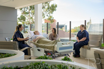 May 2024 / TQEH_Level_1_ICU_External_Patient_Balcony_240514_018